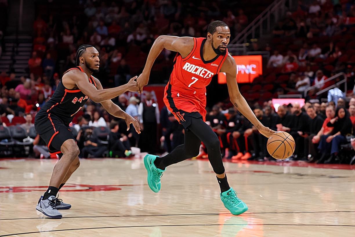 开云体育中国-轻轻松松拿下了全场最高分,杜兰特的表现直接影响了火箭的竞争力