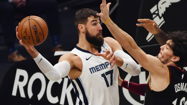 开云体育官网-灰熊接下来3场比赛被推迟 本赛季延期场次已达20